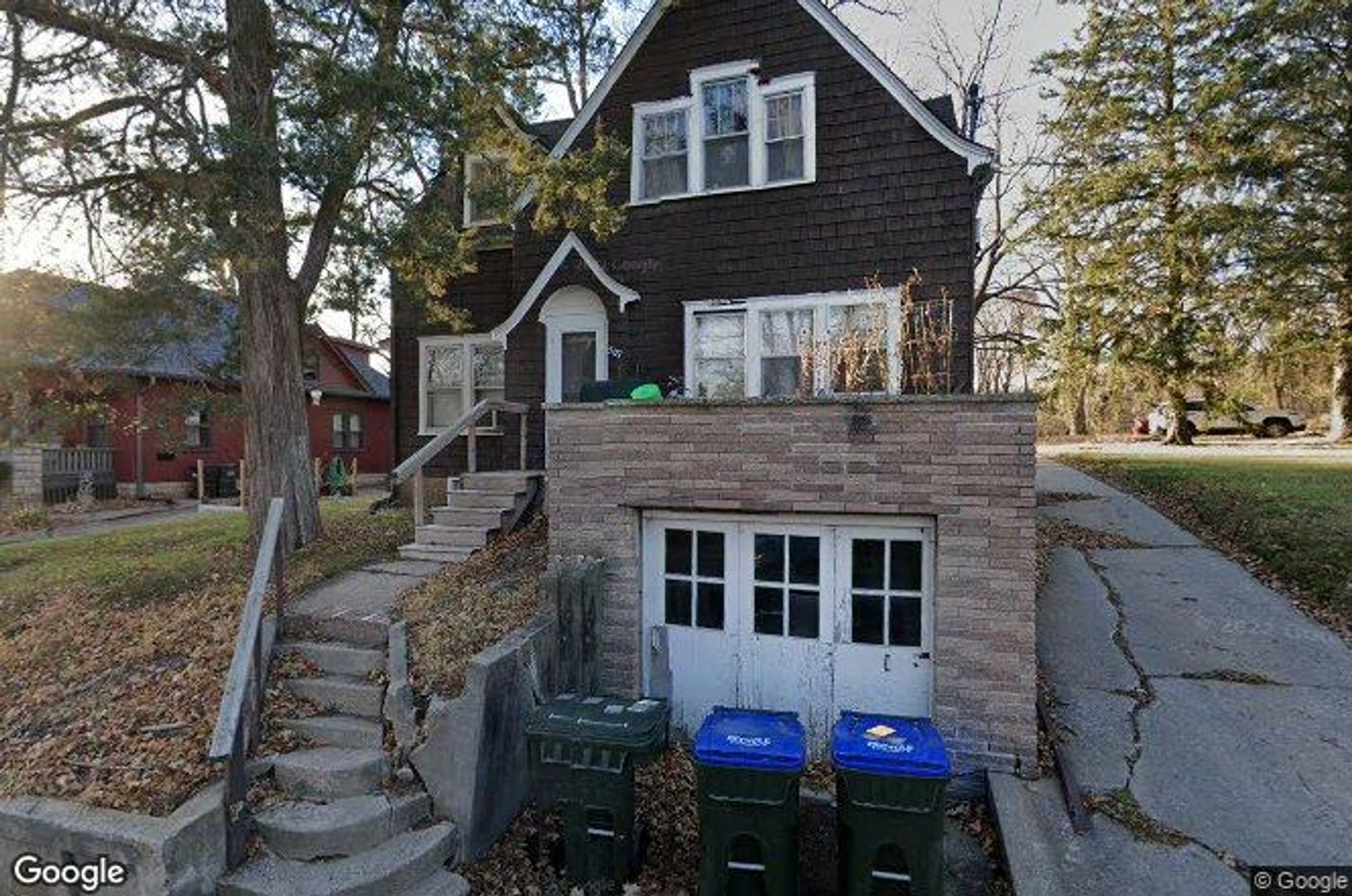 Iowa City Apartment: 507 Kimball Road