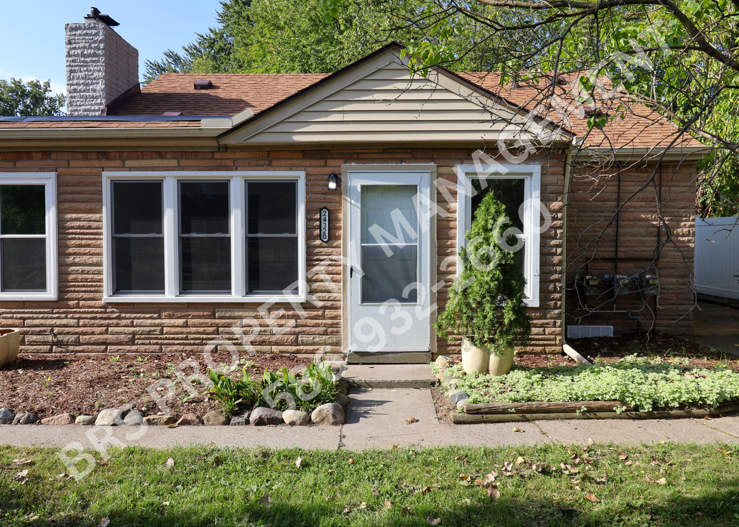 Clinton Twp House: 24120 Oxford Street