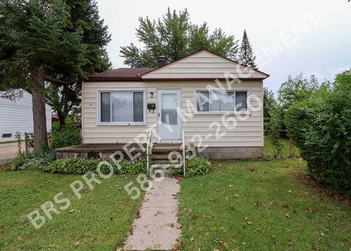 2 Bed 1 Bath Rental at 7236 Wiegand Blvd, Center Line, MI – photo 1