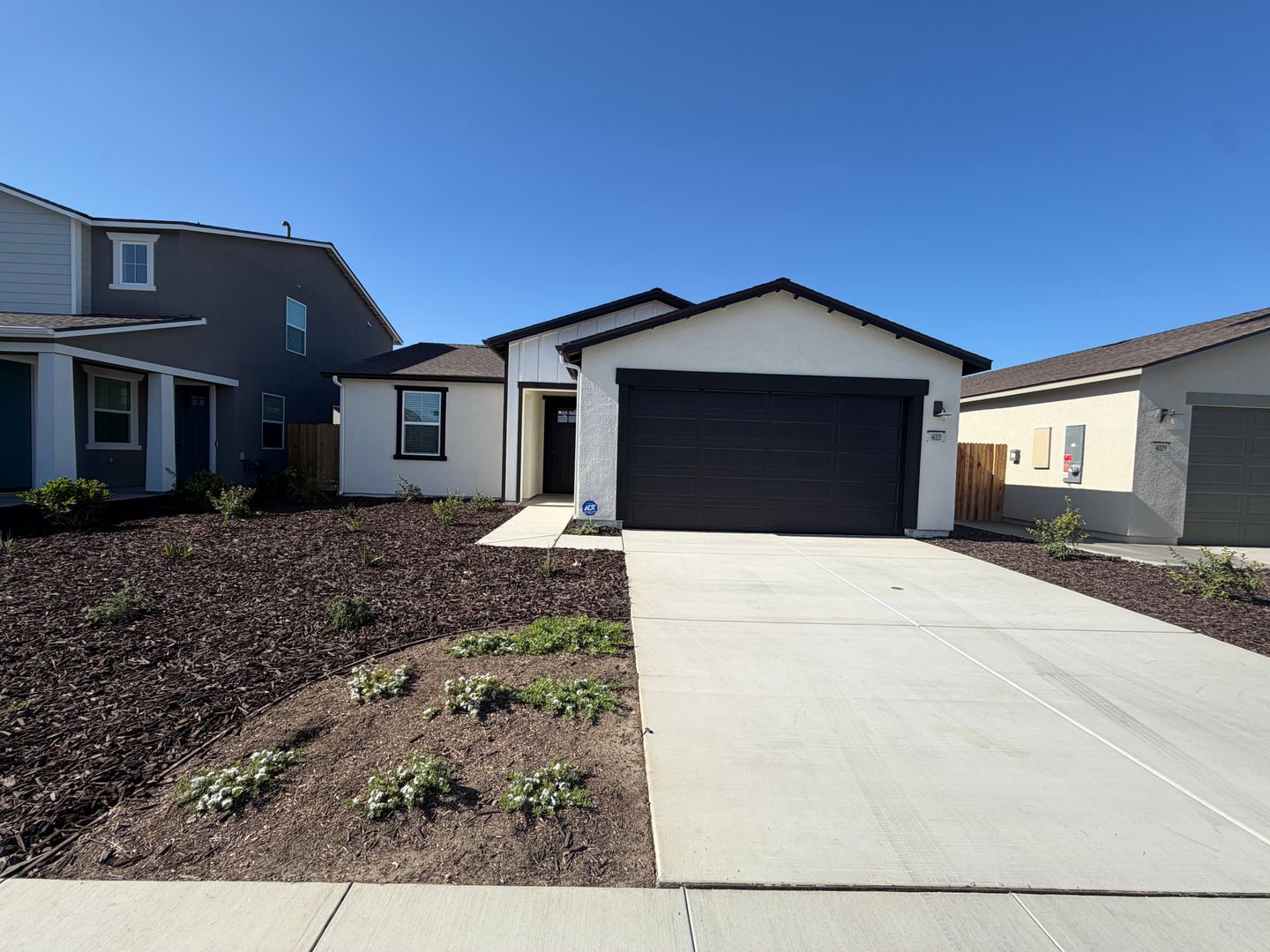Visalia House: 4021 W Sunnyview Ave