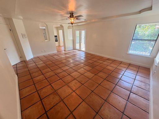 Listing photo thumbnail