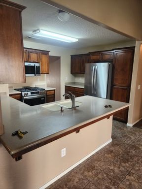 Listing photo thumbnail