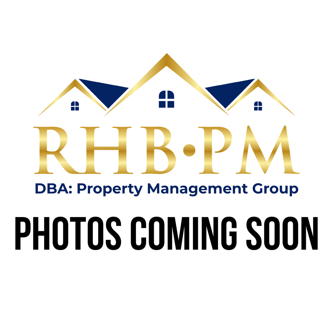 Visalia Apartment: 2207-2213 N Vickie Ct