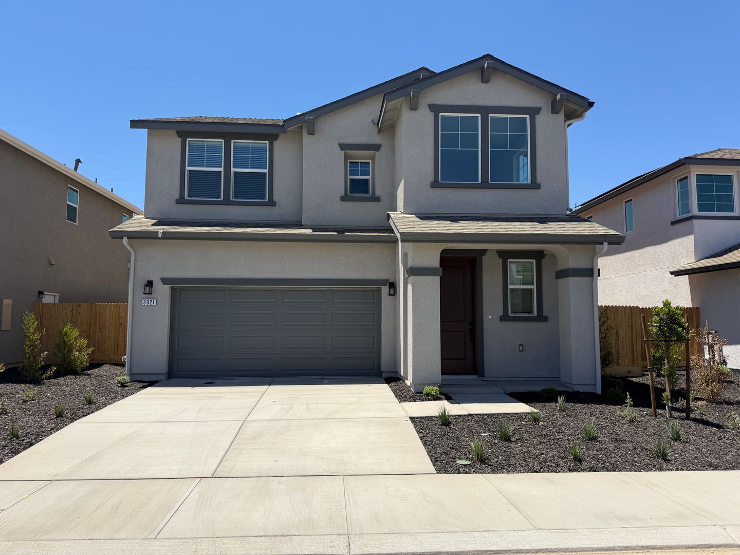 Visalia House: 3021 N Monarch St