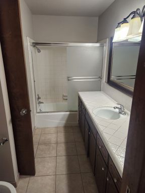 Listing photo thumbnail