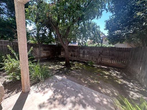 Listing photo thumbnail