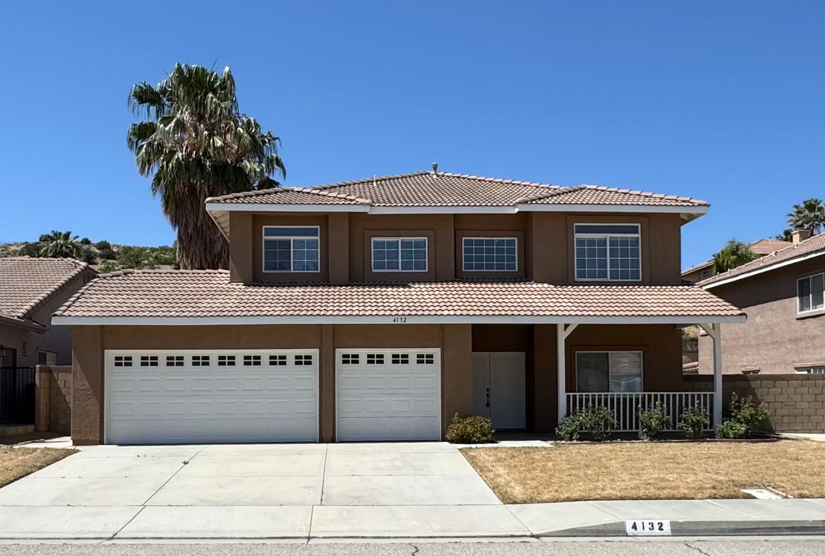 Palmdale House: 4132 Grandview Dr