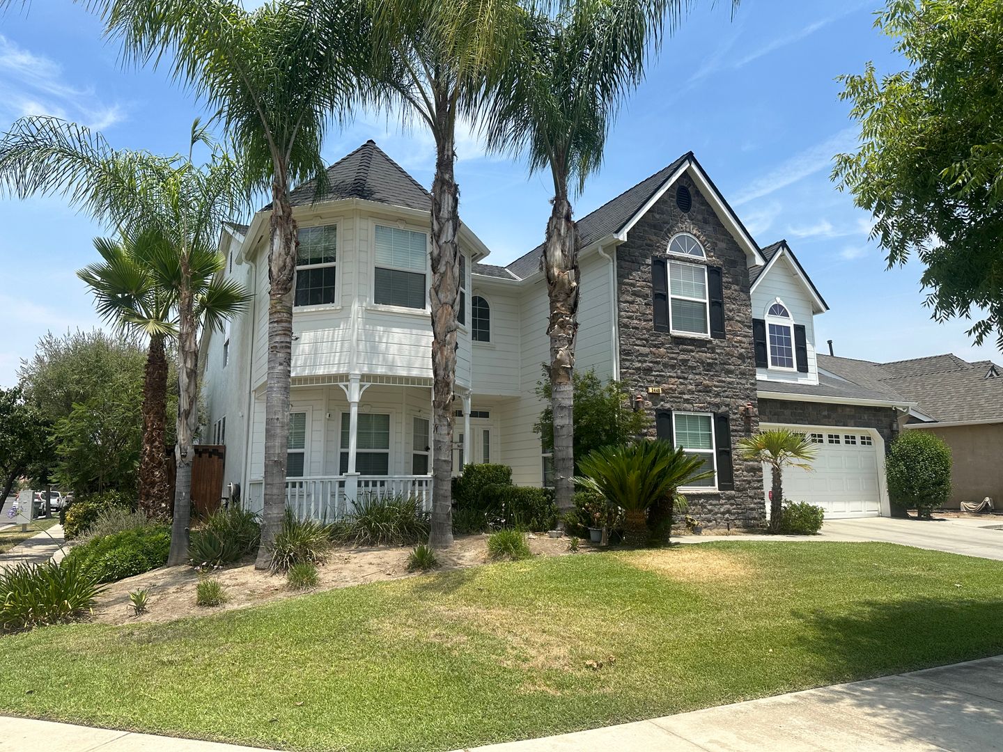Visalia House: 3448 W. Sady Ave.