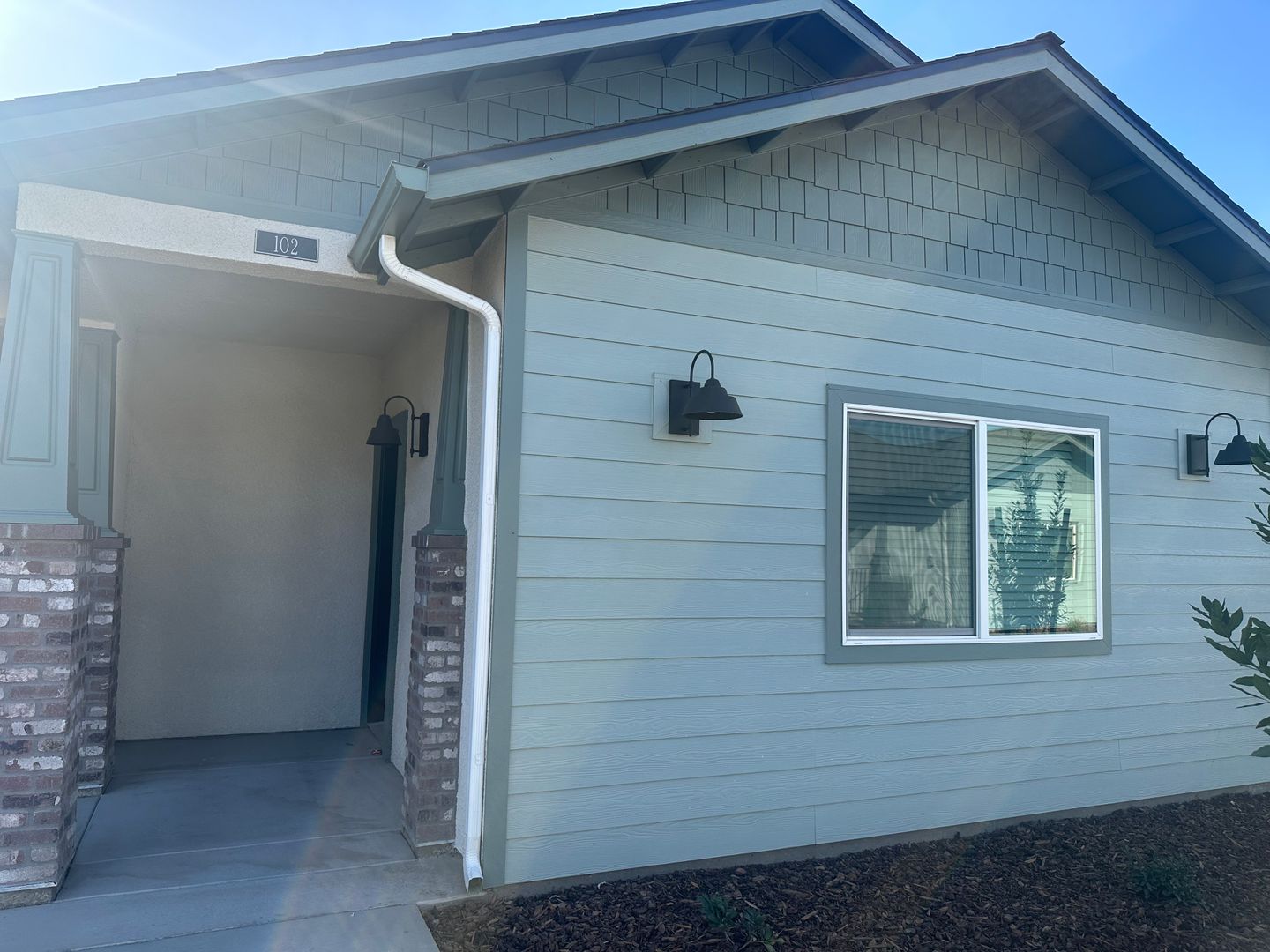 Visalia Apartment: 510 S. Summit St.