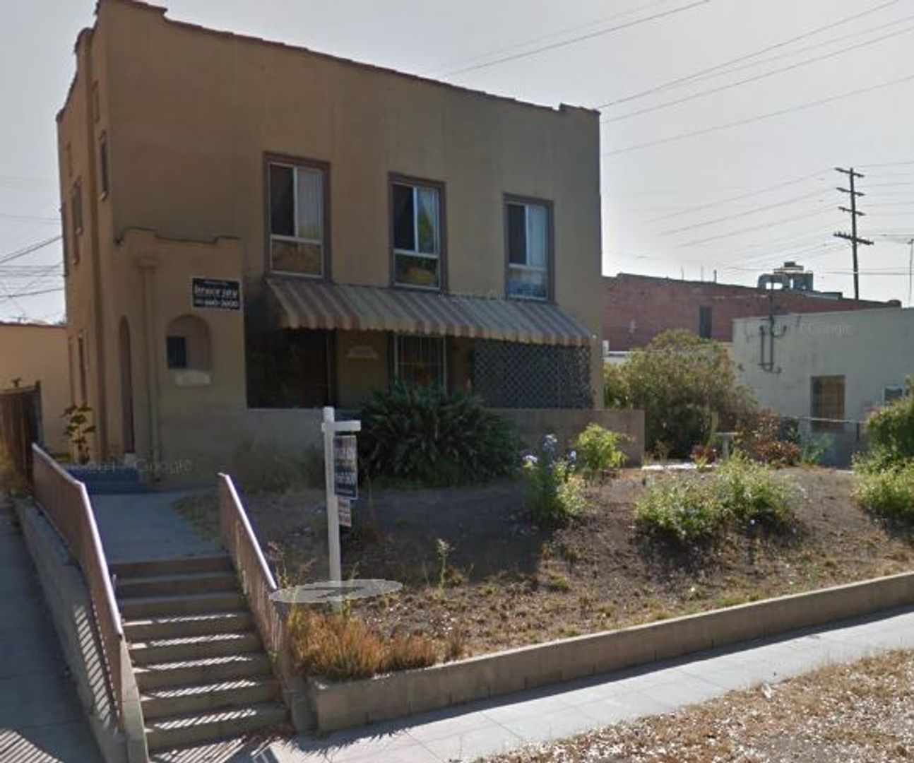 Los Angeles Apartment: 3615 Edenhurst Ave.