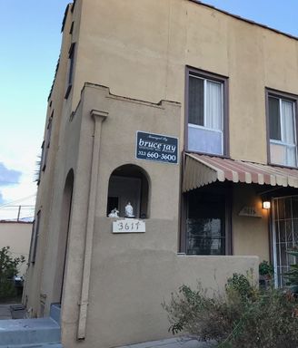 Atwater Top-Floor Living! 1 Bed/1 Bath – photo 1