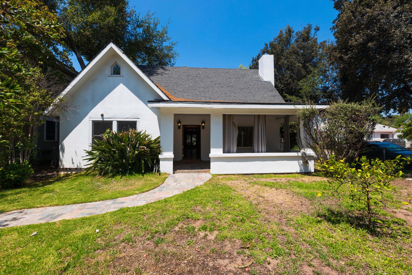 Pasadena House: 1115 N Garfield Ave
