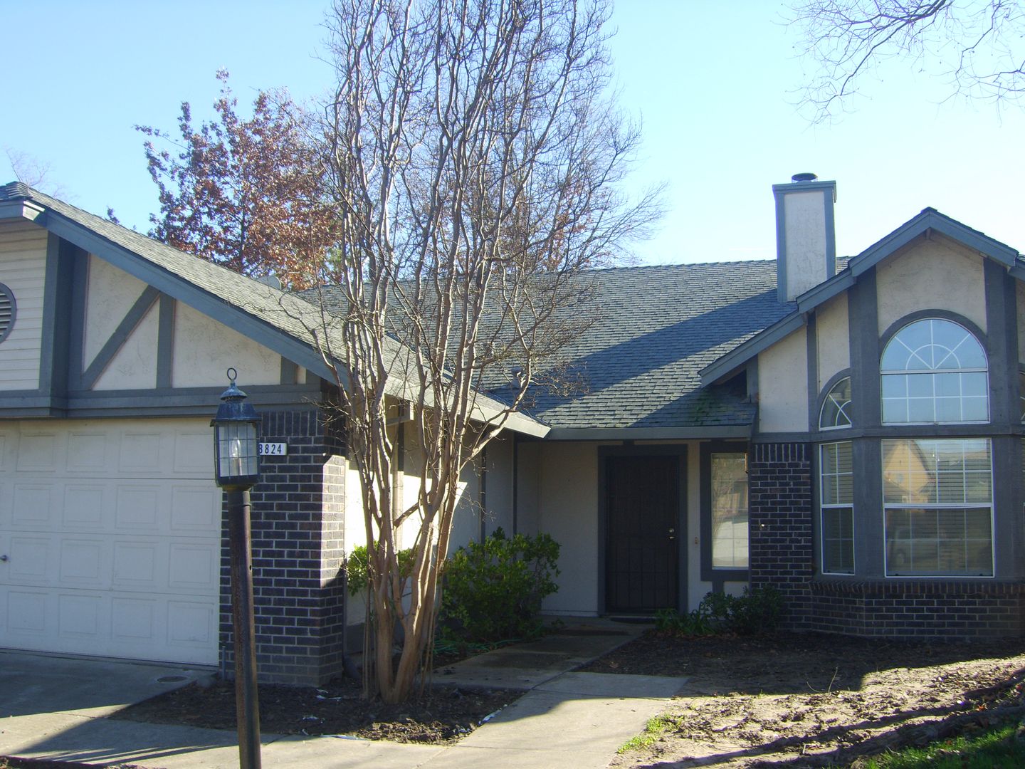 Sacramento House: 8824 Little John Ct
