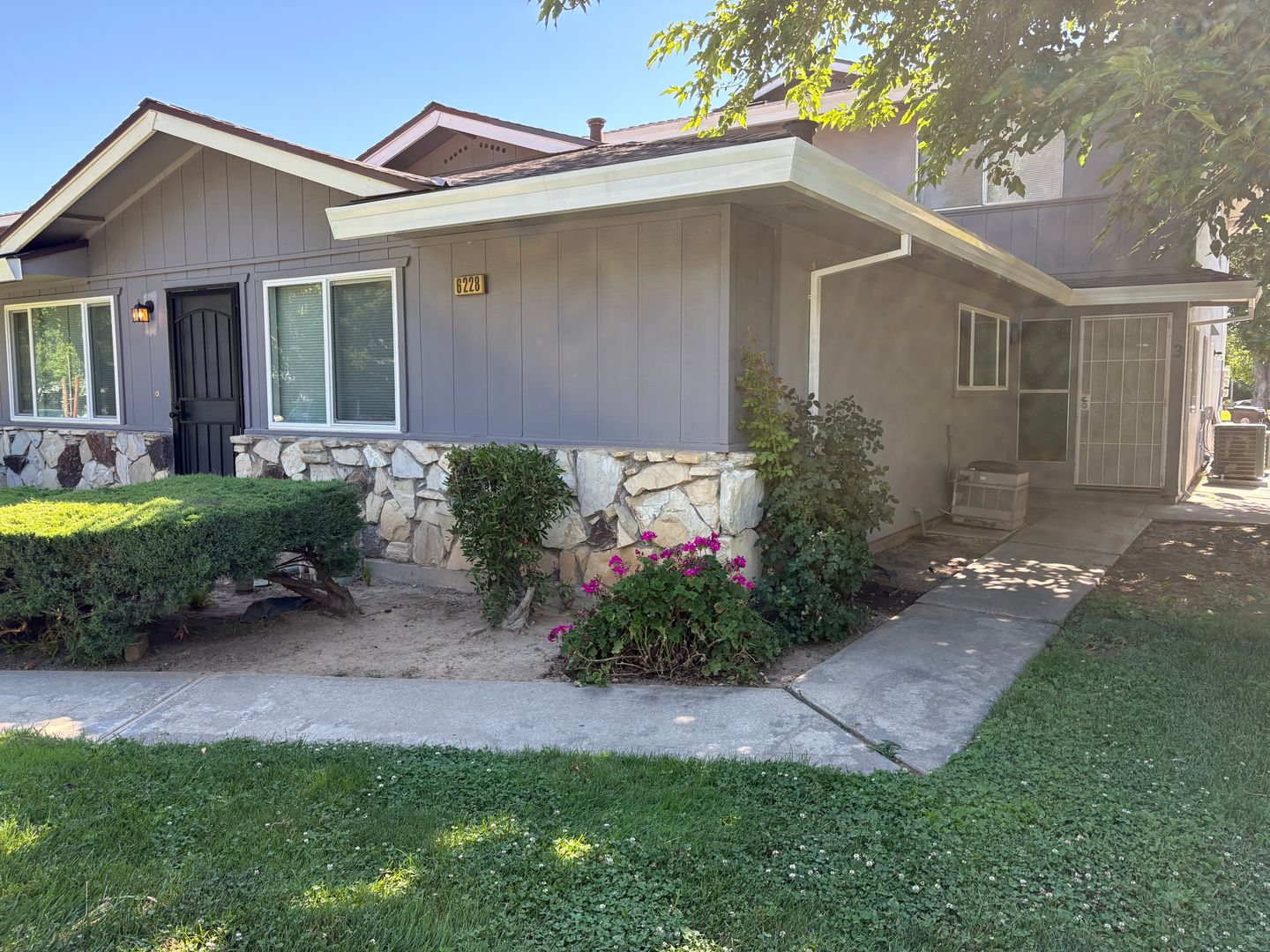 CITRUS HEIGHTS Condo: 6228 LONGFORD DRIVE #3