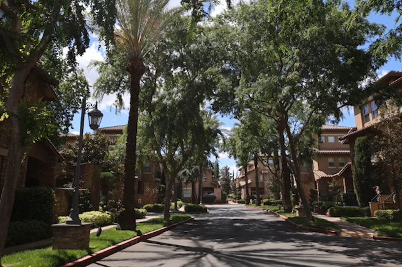 SACRAMENTO Condo: 2430 PAVILIONS PLACE LANE #508