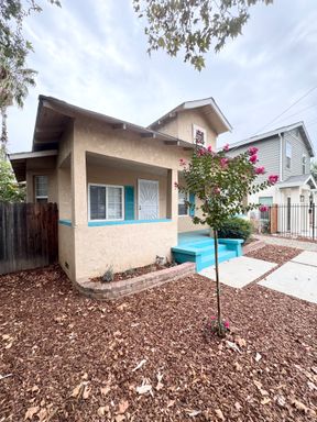 BEAUTIFULLY REMODELED HOME NEAR UCDMC – MODERN KITCHEN + EV CHARGER – photo 1