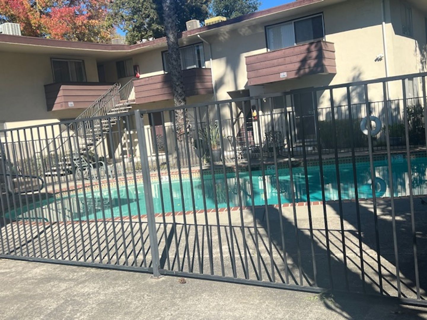 SACRAMENTO Apartment: 4505 RIVERSIDE BLVD