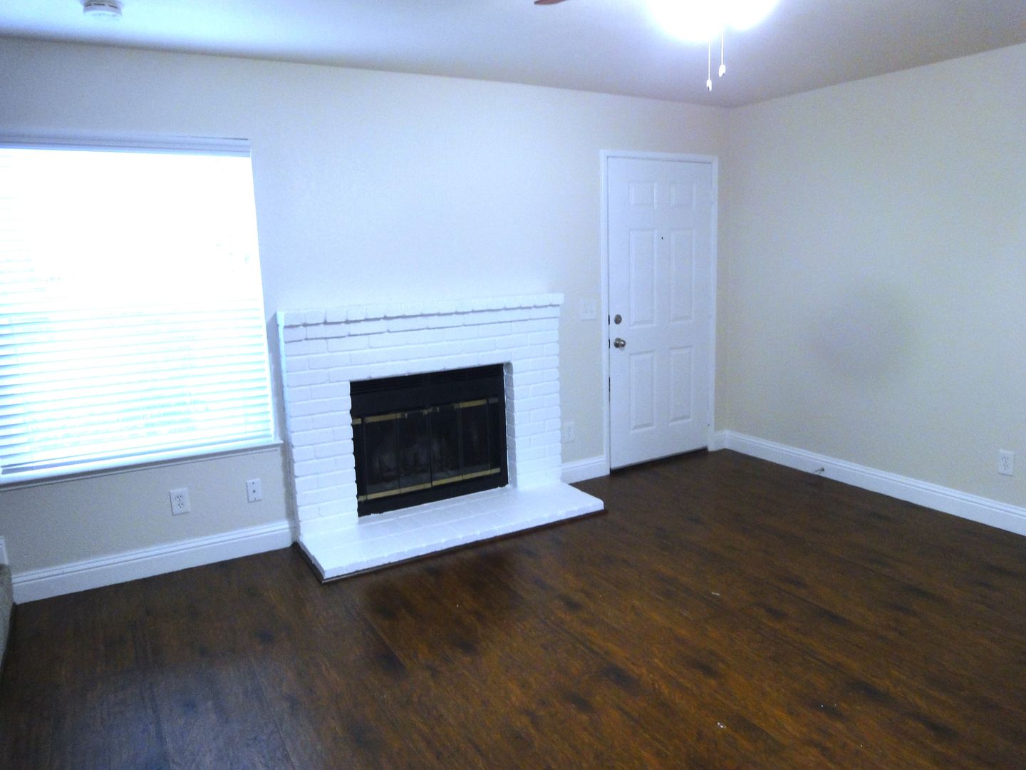 SACRAMENTO House: 9149 NEWHALL DRIVE #93