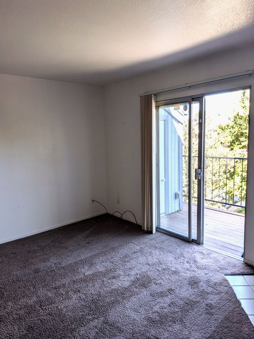 CARMICHAEL Apartment: 8728 FAIR OAKS BLVD #6
