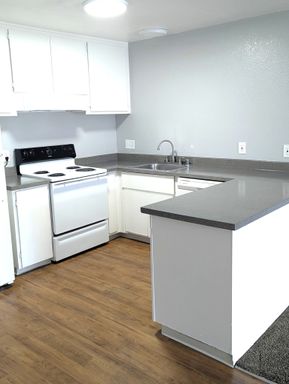 Very Nice safe and clean Apartment for YOU..!! – photo 1