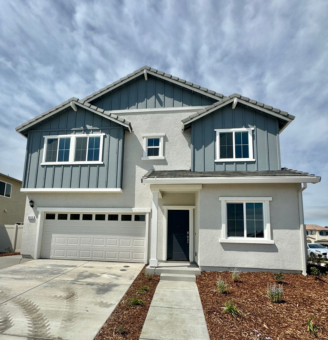 ELK GROVE House: 8950 OSTERVILLE WAY