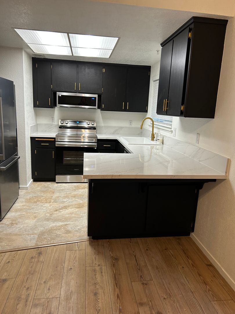 Carmichael Apartment: 4038 Grover Ct