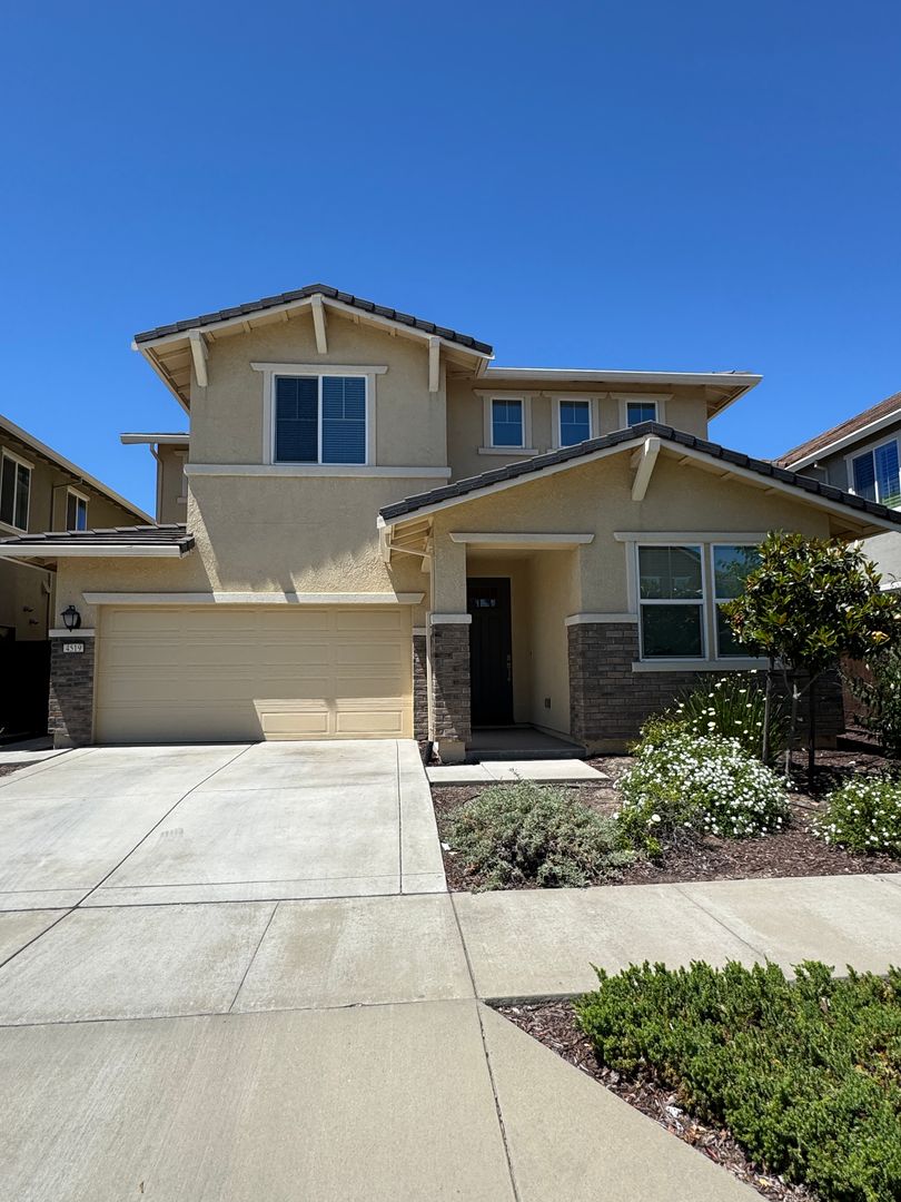 Sacramento House: 4519 White Sage Street