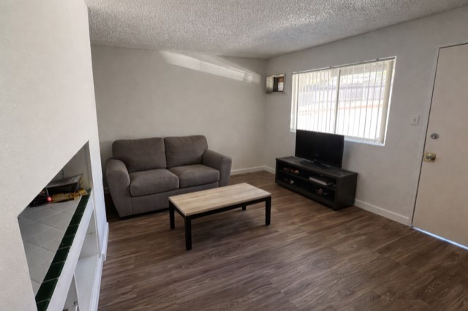 NORTH HIGHLANDS Apartment: 4040 MYRTLE AVENUE