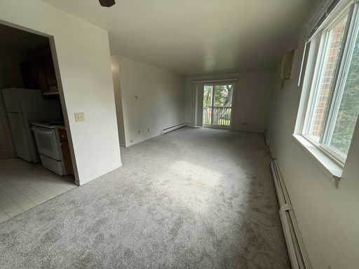 2BR/1BA Great Location in Middleton! Available Now For Rent!