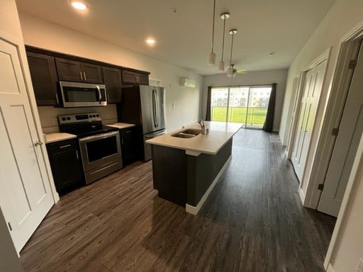 2 BD/2BA available at The Edge at Cottage Grove Commons!