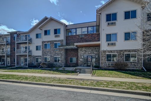 Incredible, brand-new 2BR/2BA apartment available at Fairhaven Apartments – photo 1