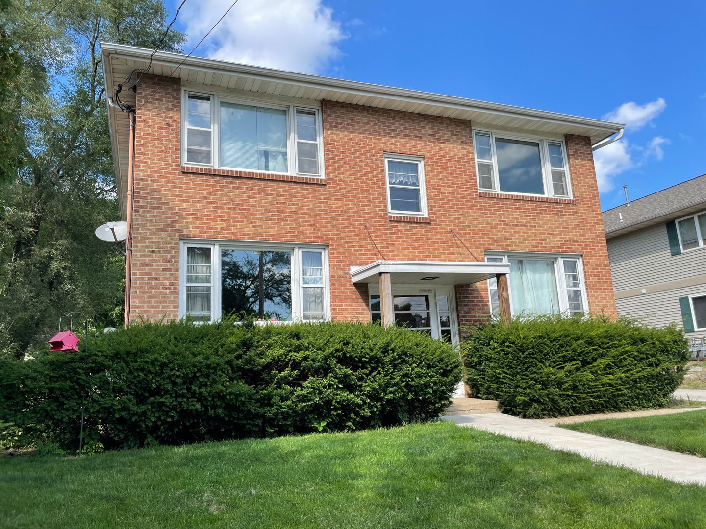 Madison Apartment: 3316 Milwaukee Street