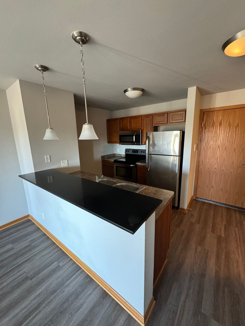 Madison Apartment: 6749 Fairhaven Road