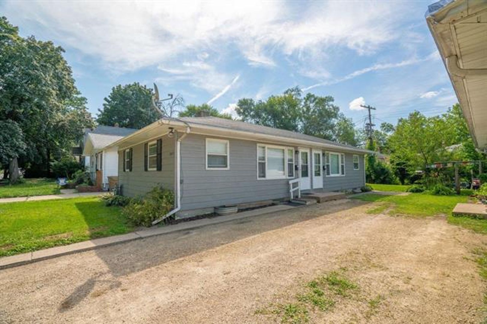 Madison Apartment: 3009 Hermina Street