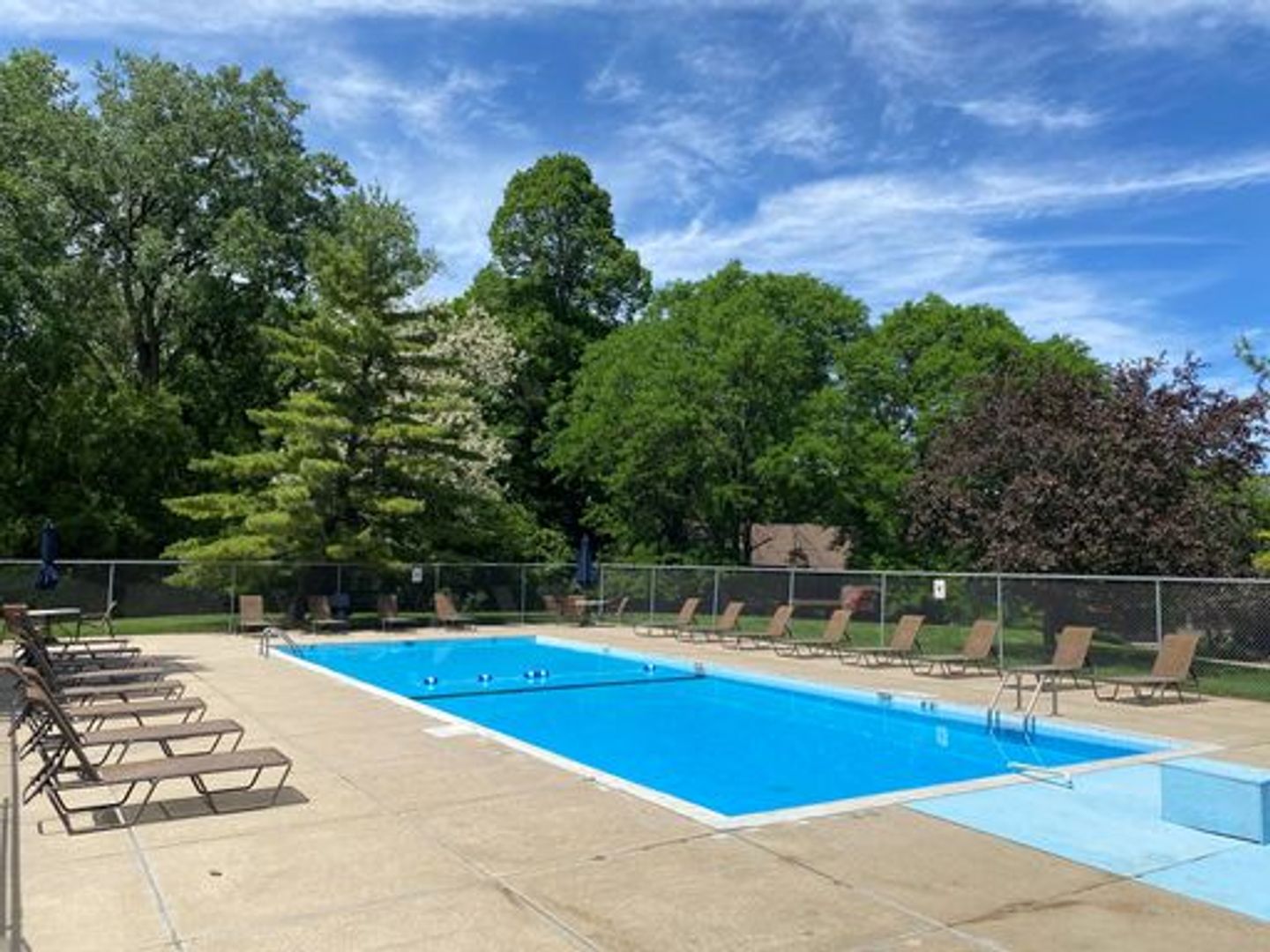 Madison Apartment: 2 Captain's Ct. #4, 914 Harbor House Dr. #6, 5325 Brody Dr. #201, 5339 Brody Dr. #204