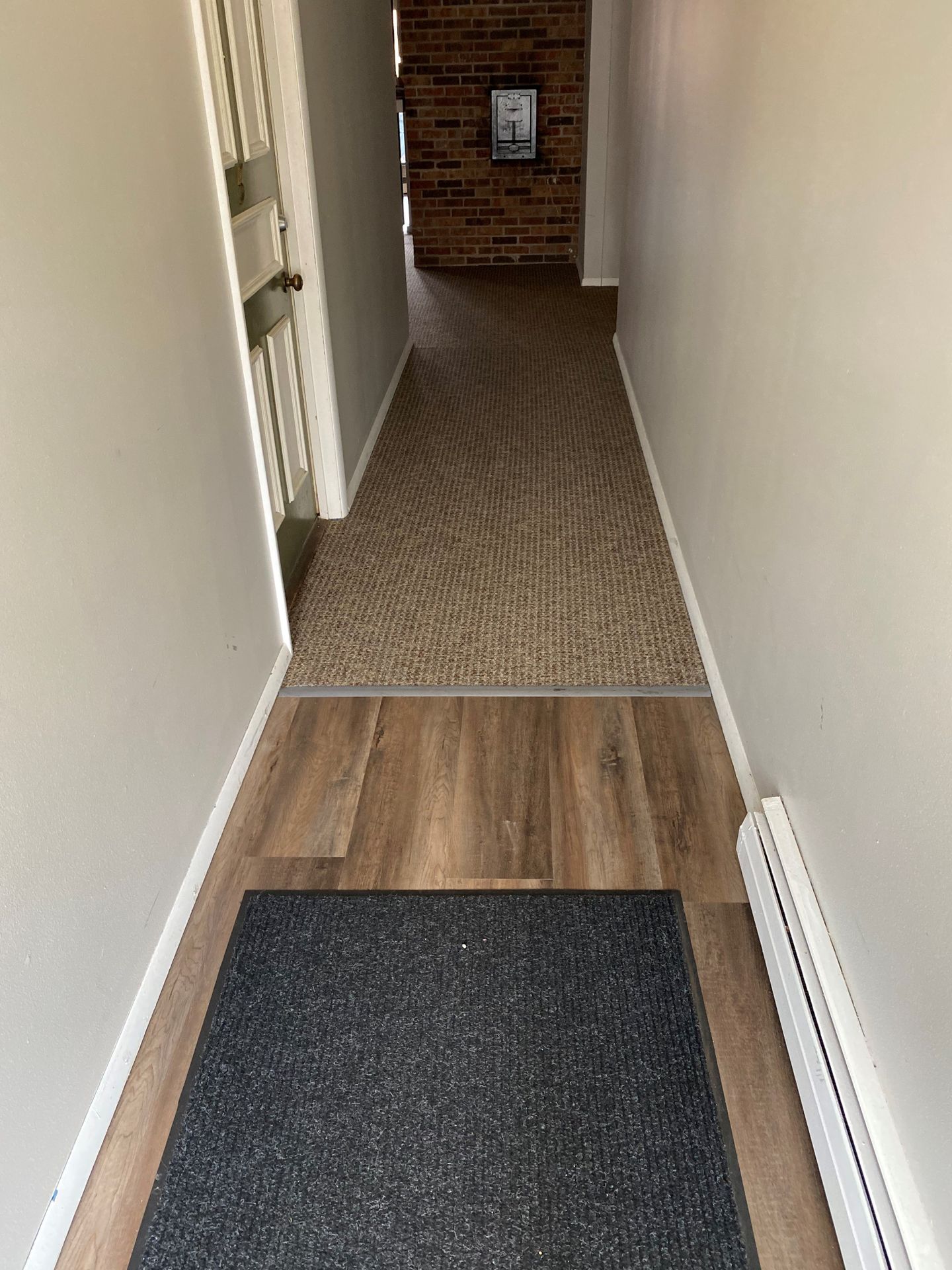 Middleton Apartment: 2114 Allen Blvd.