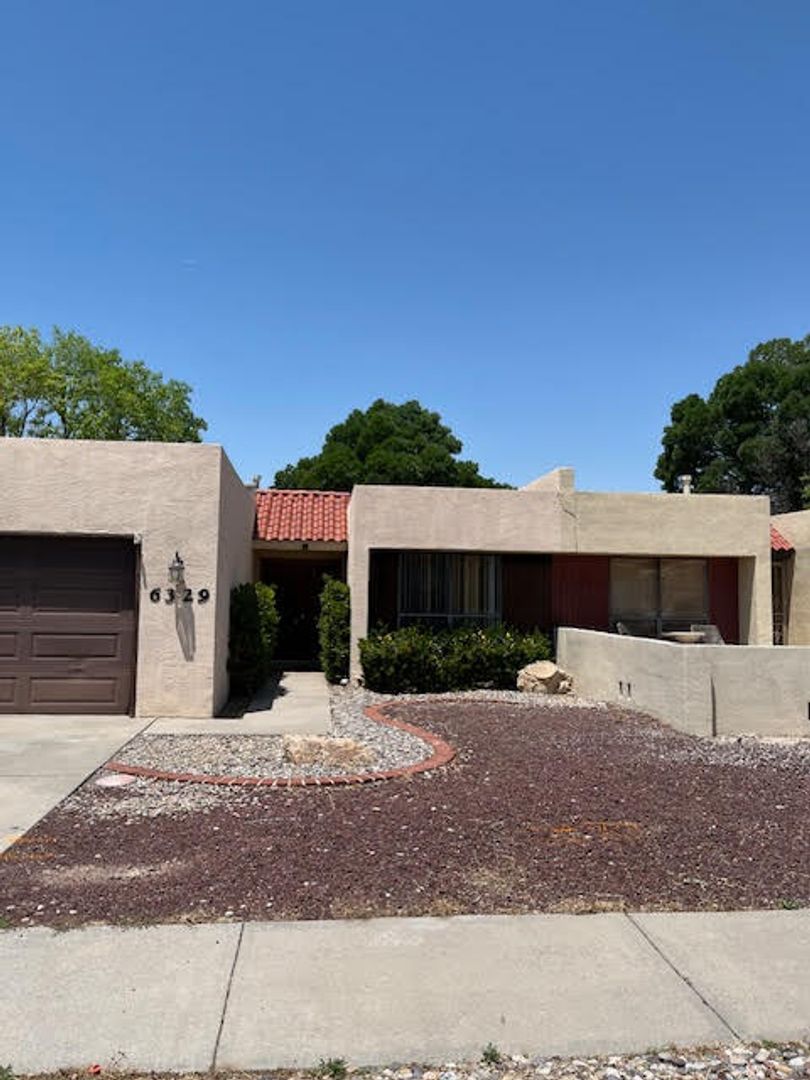 Albuquerque Townhome: 6329 Annapolis Dr. NE