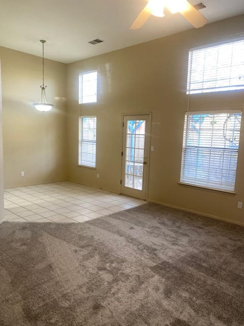 Albuquerque House: 9831 Osuna Road NE