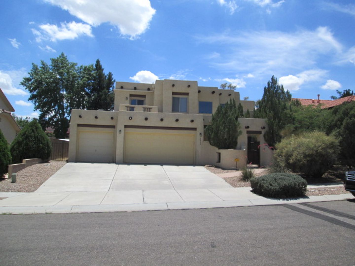 Albuquerque House: 8008 Basalt Ave NW
