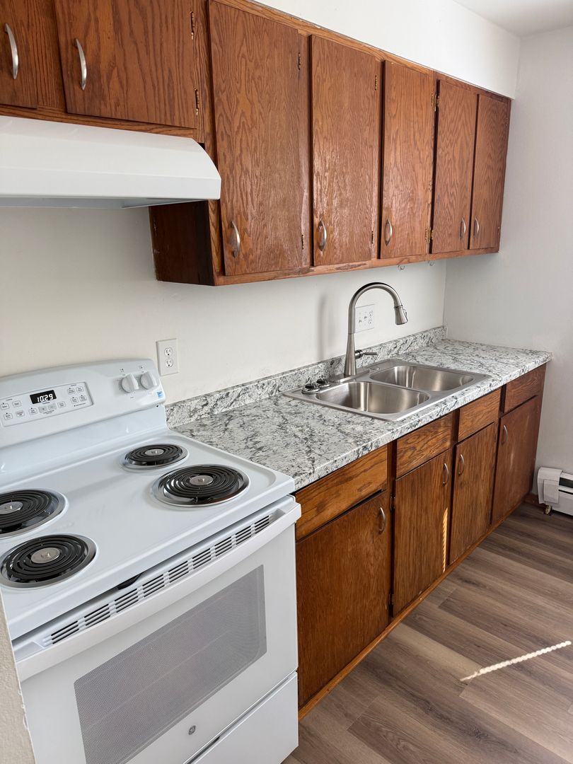 Colorado Springs Apartment: 111 E Taylor Street