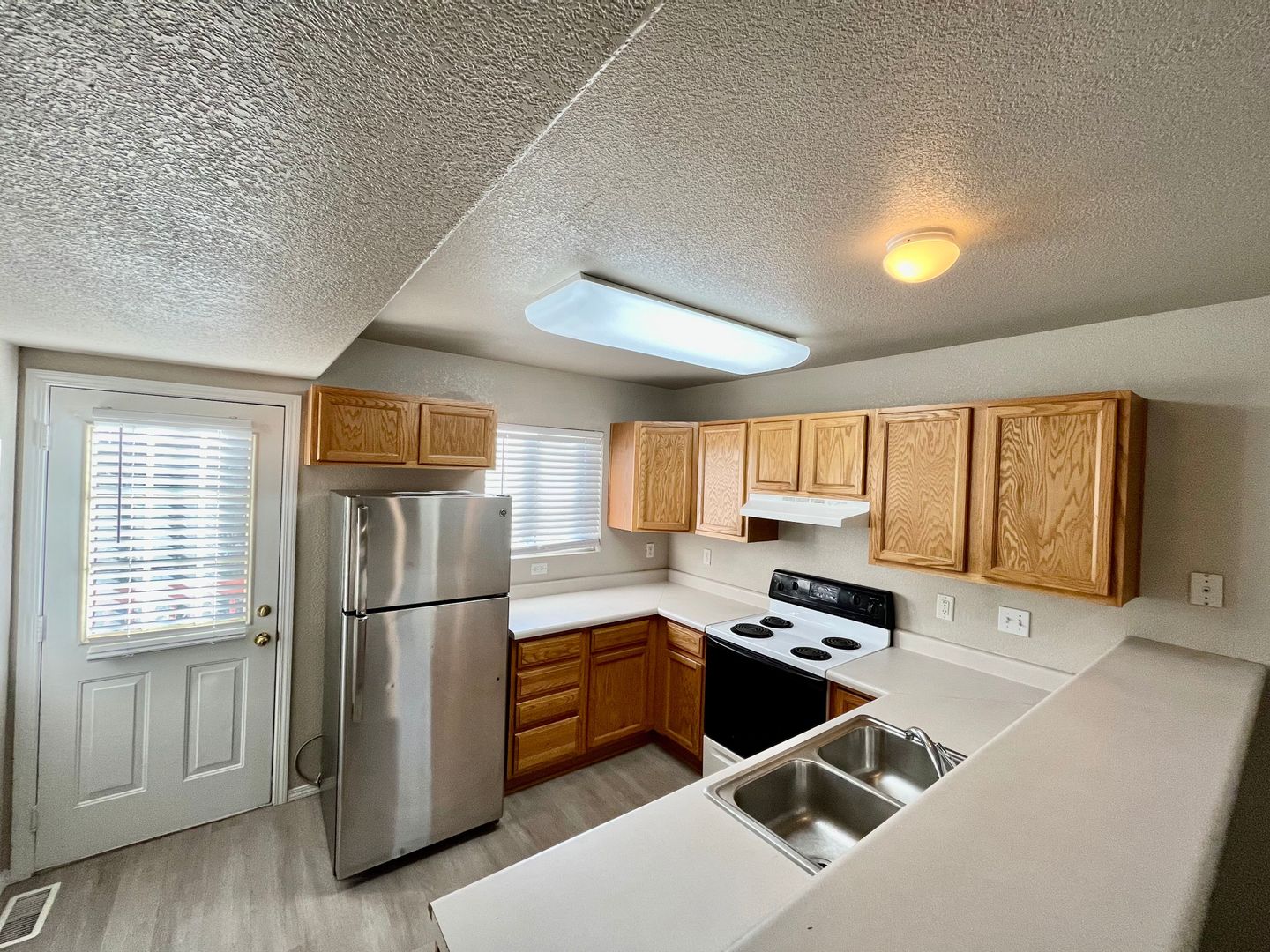 Colorado Springs Apartment: 7877-7895 Antelope Valley Point