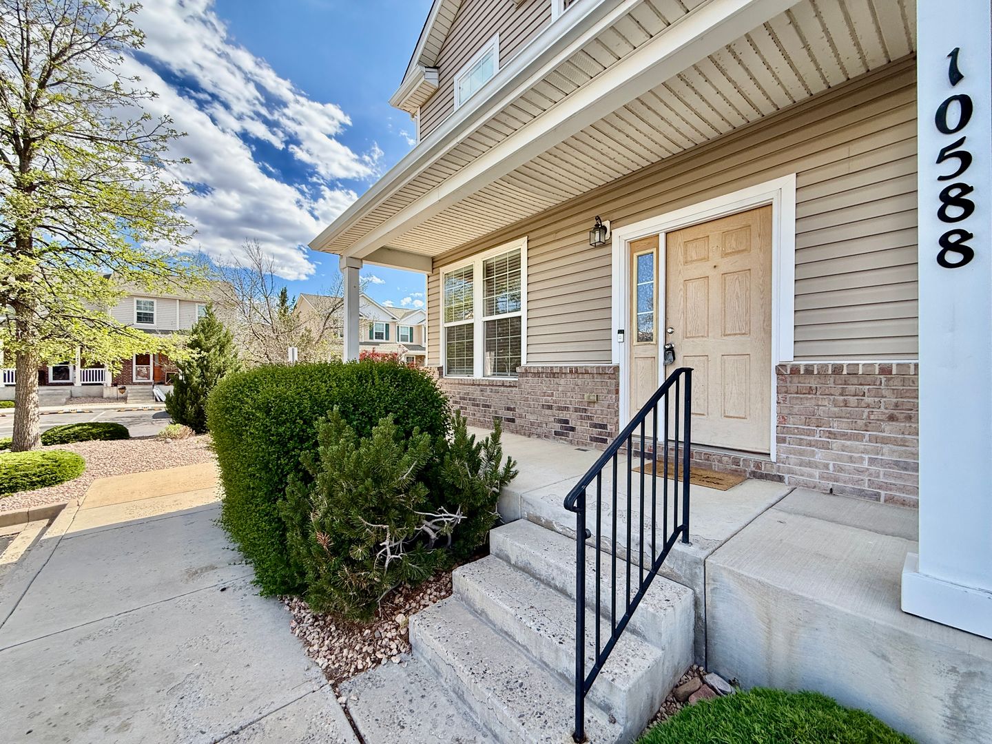 Fountain House: 10588 Wells Point