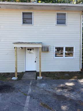 1 Bedroom Apartment – 5118 B Bede Drive, Covington, GA 30014