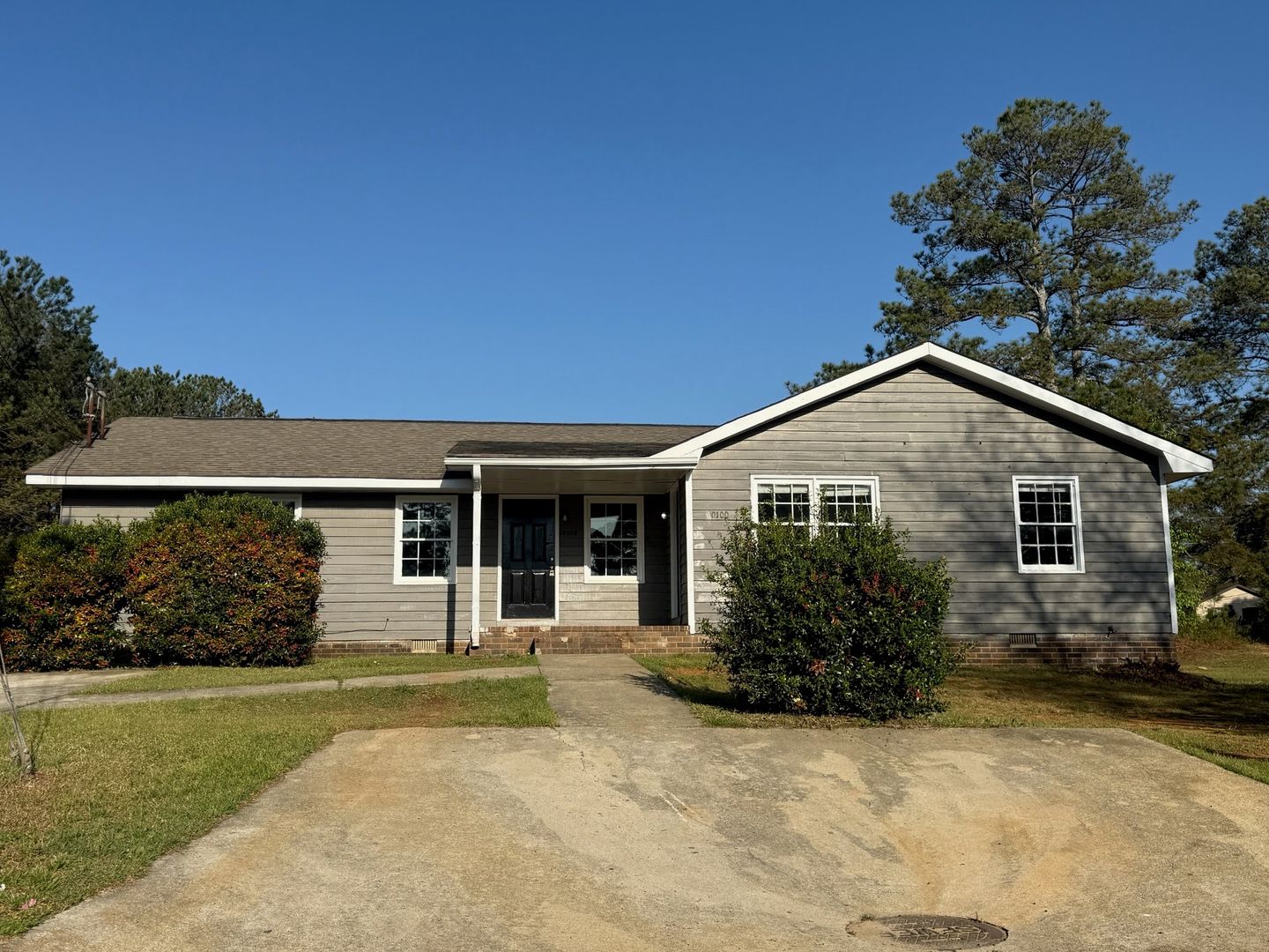 Covington Apartment: 10100/10102 Huntcliff