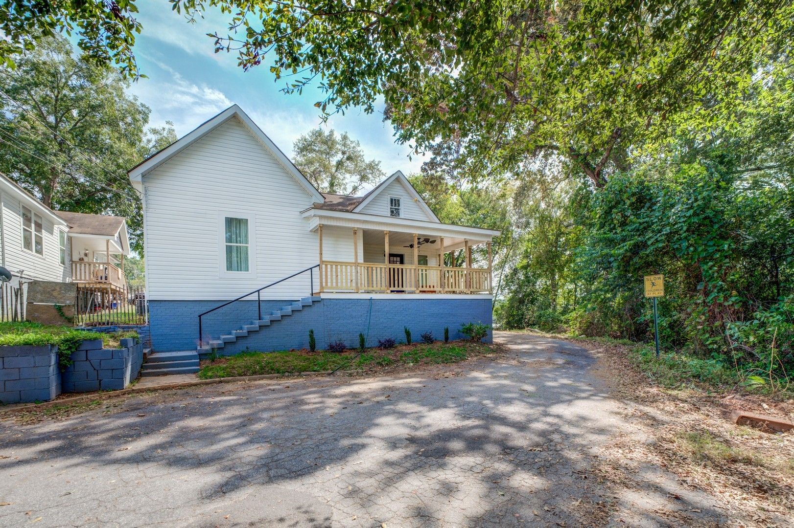 Porterdale House: 2 Poplar Street - 2 Poplar