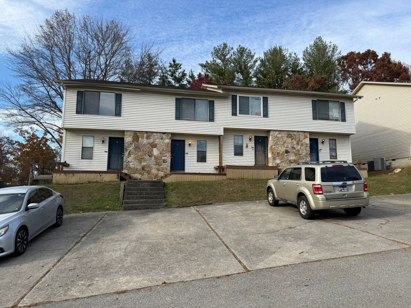 Knoxville Apartment: 10417 Victoria Dr.