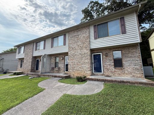 No rent until October 1st, 2026 plus $100 CASH bonus - Exp. 09/30/26 – photo 1