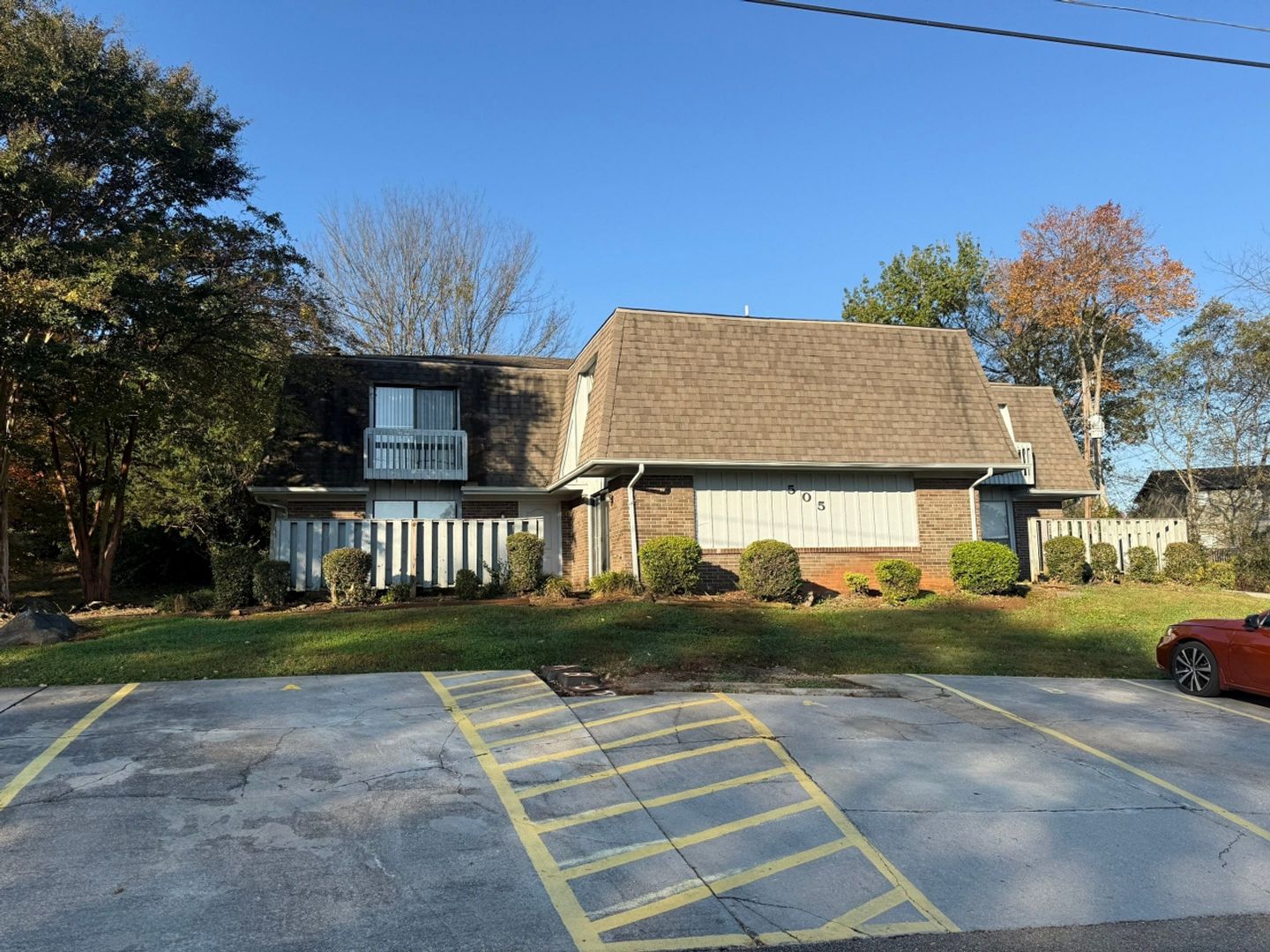 Knoxville Apartment: 505 Cross Creek Rd.