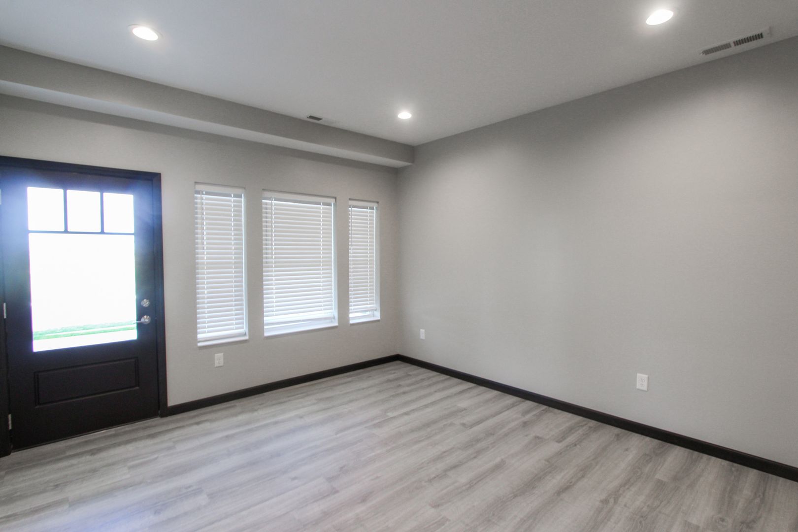 Fairway Place Apartments 8 of 12