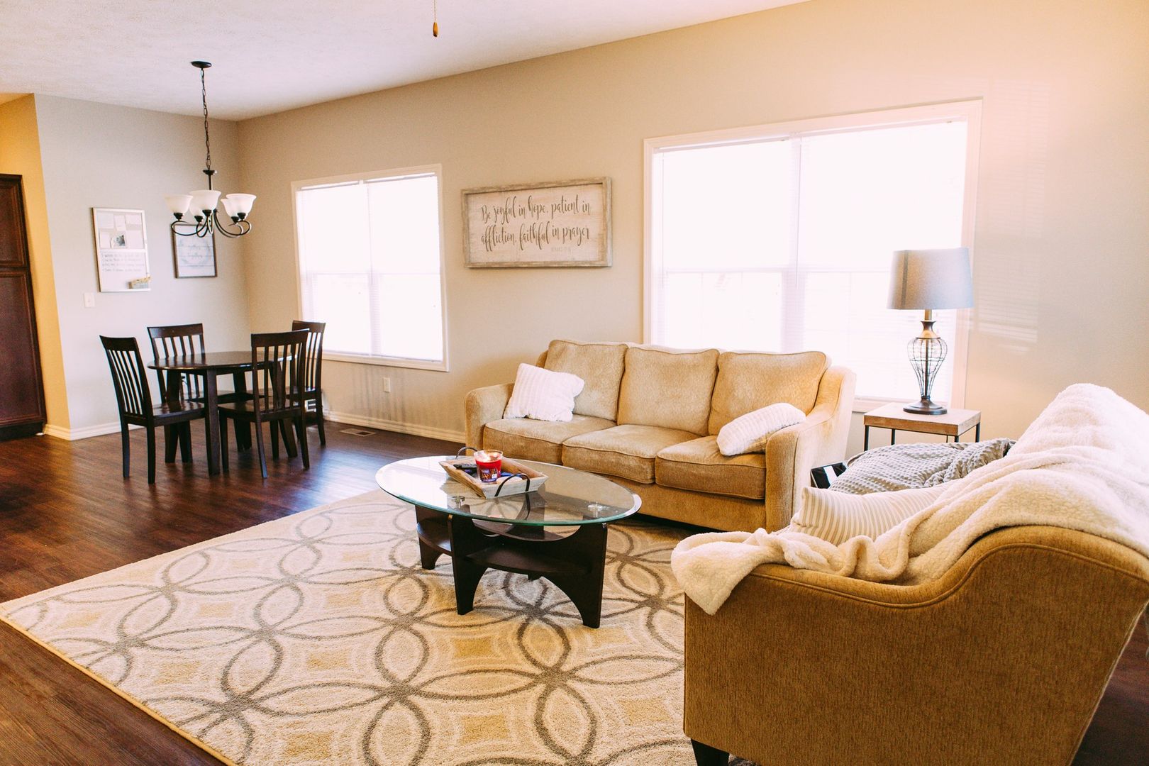 SPRINGFIELD House: 527 E MEADOWMERE